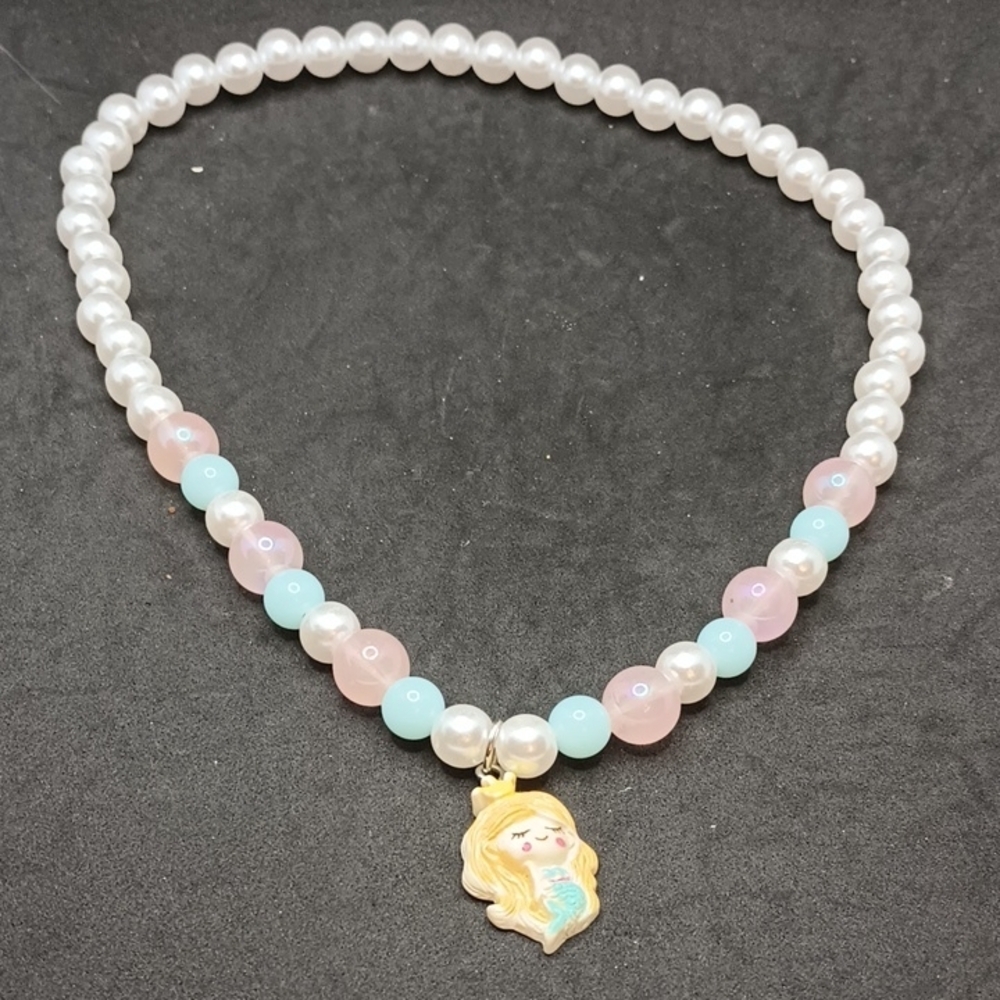 White and Pink Beaded Jewelry Necklace